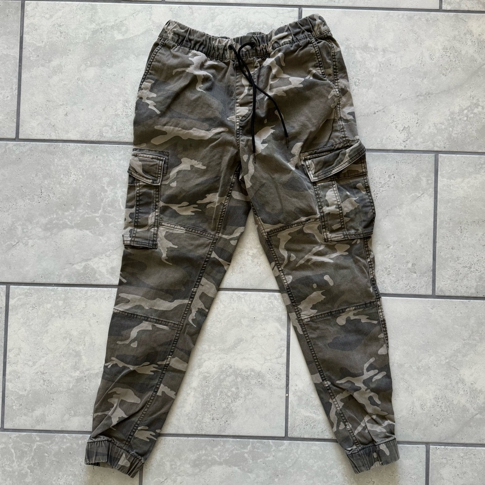 Camo Cargo Pants [Old Navy] [Mens] [Size M]